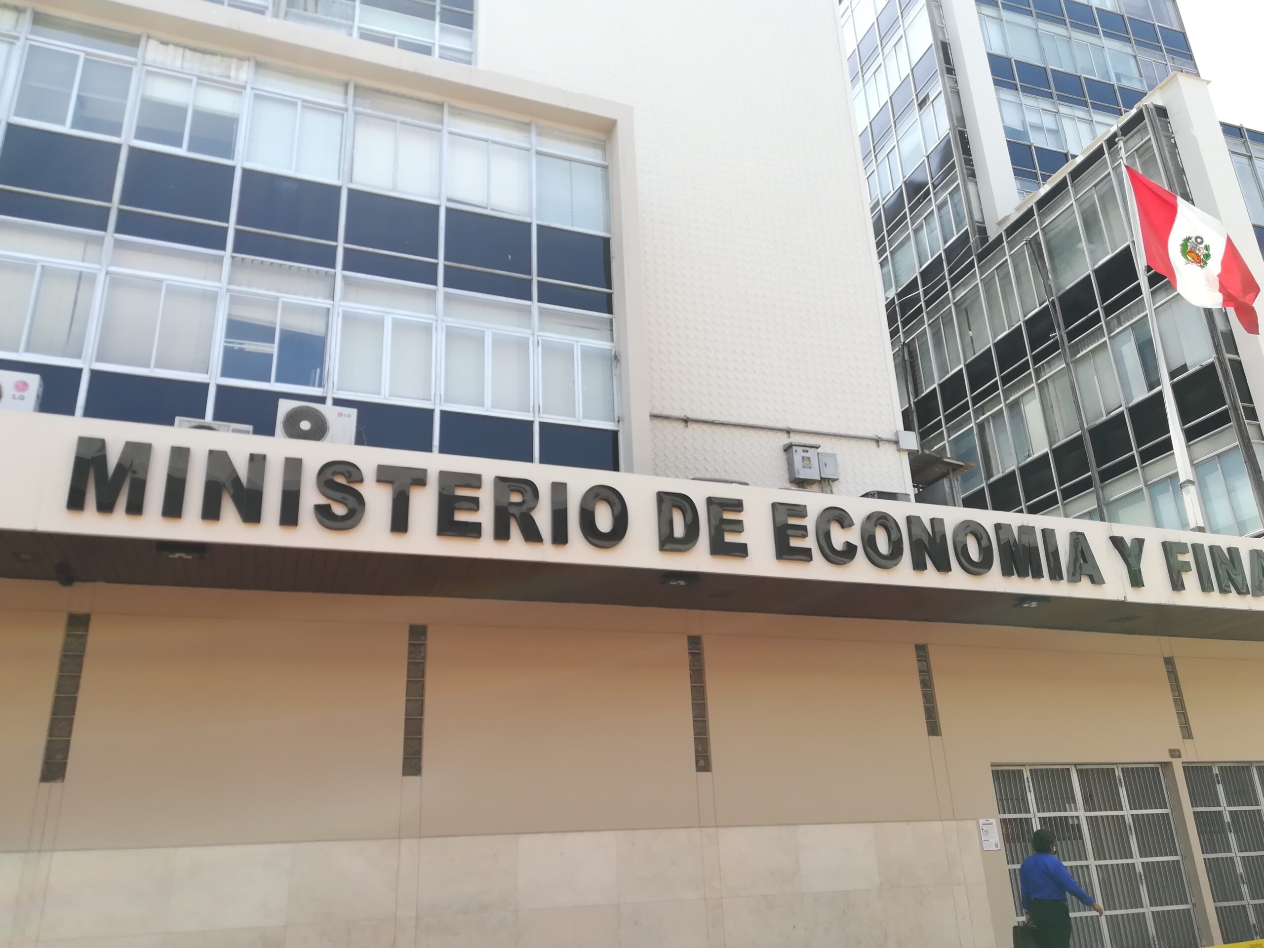 MEF ante el Congreso